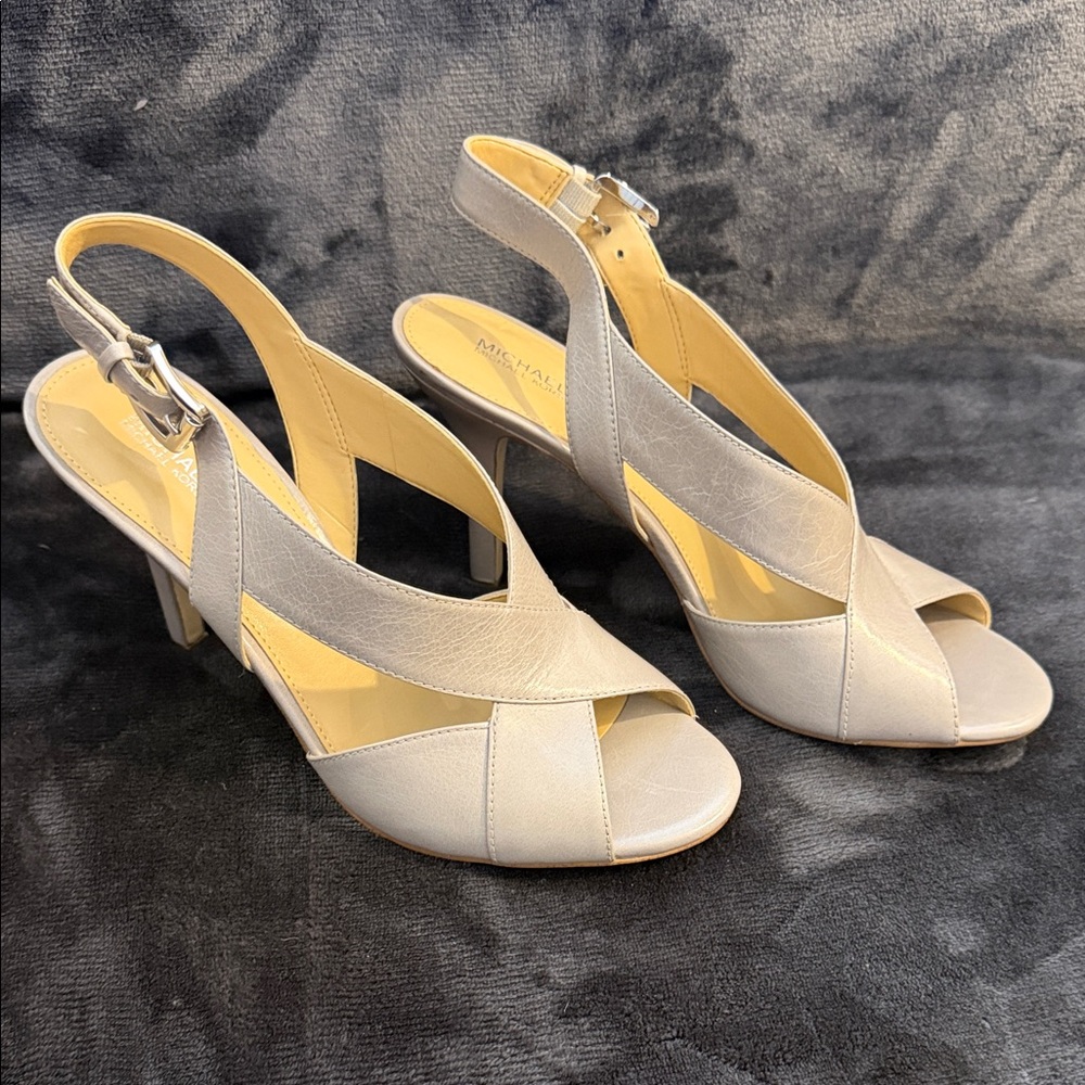 MICHAEL Michael Kors Beige Open-Toe Slingback Heels